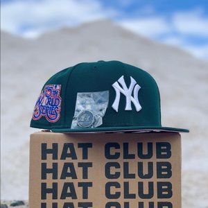 HAT CLUB EXCLUSIVE NY YANKEES PINK BRIM (75/8)
